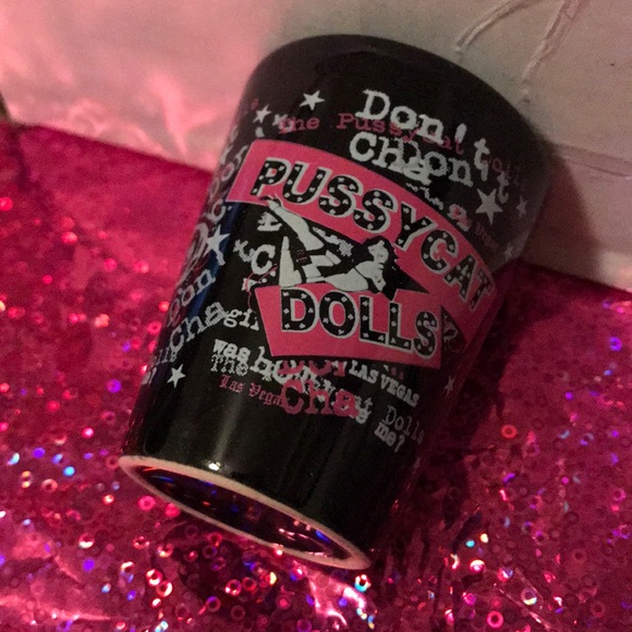 PussyCat Dolls PCD Shot Glass EUC LIKE NEW - Picture 1 of 4